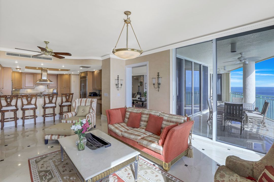 970 Cape Marco Dr #1607, Marco Island, FL 34145