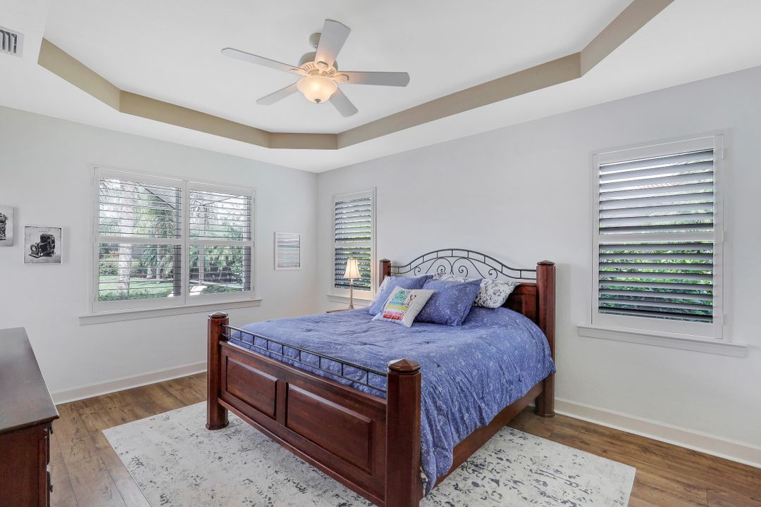 9746 Nickel Ridge Cir, Naples, FL 34120