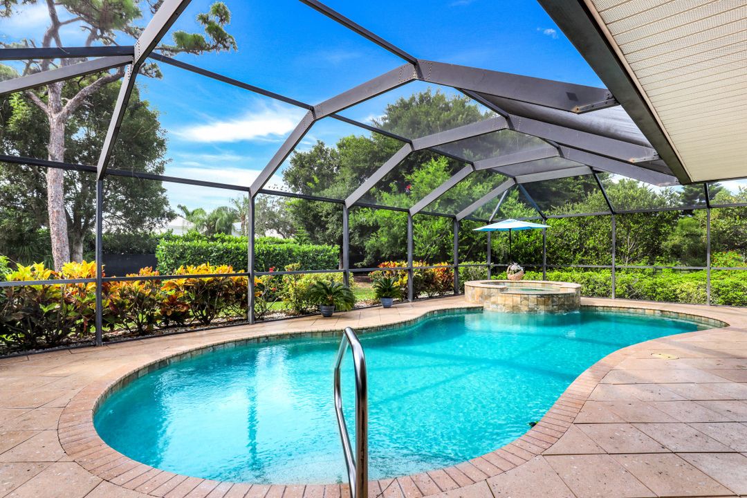 74 9th St, Bonita Springs, FL 34135