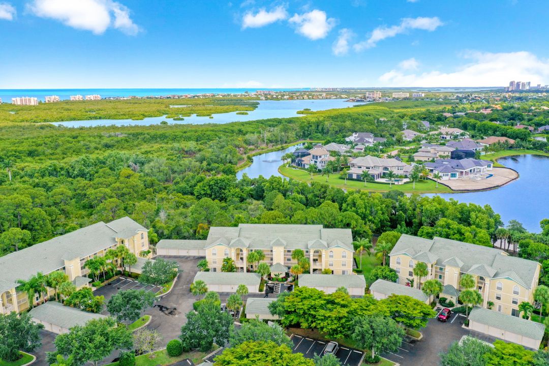 15505 Cedarwood Ln #204, Naples, FL 34110