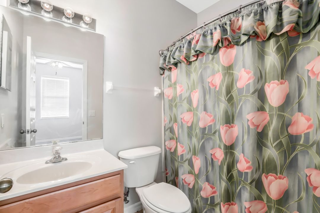 2227 Grove Dr, Naples, FL 34120