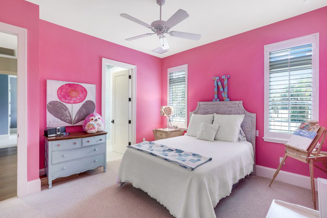 6730 Daniels Rd, Naples, FL 34109