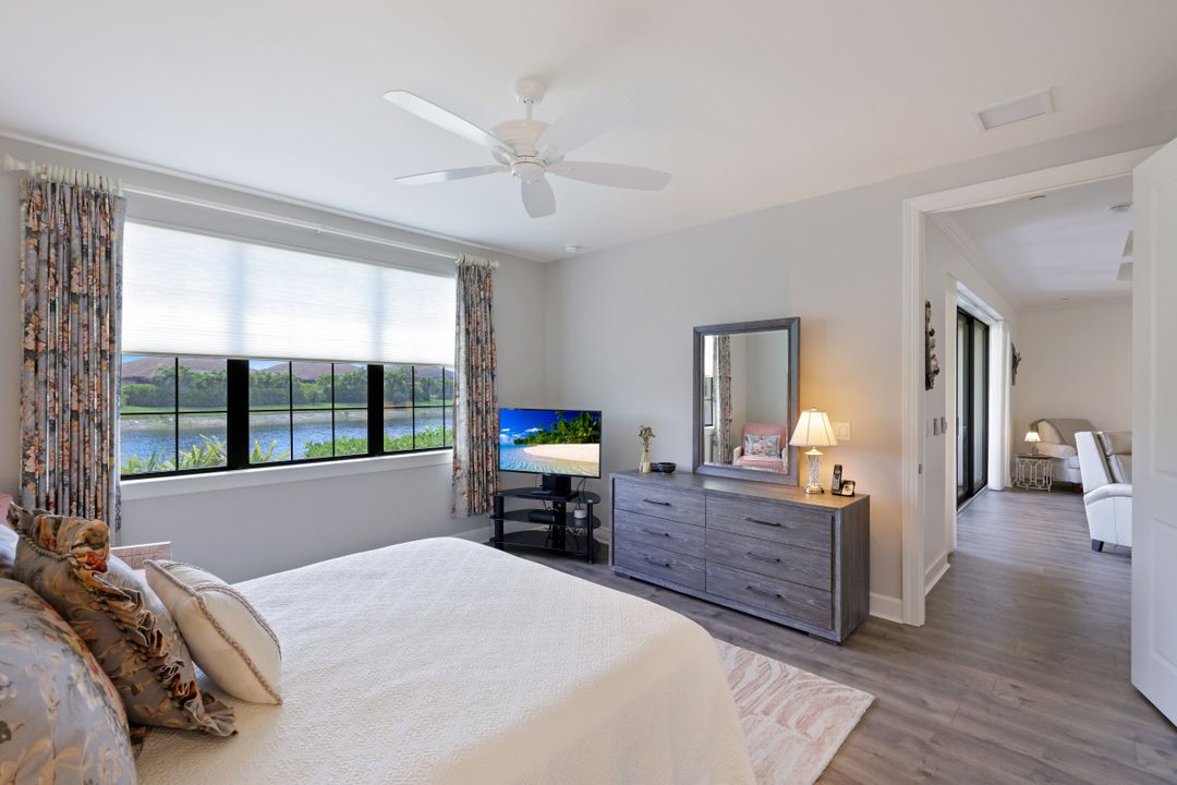 9673 Montelanico Loop #102, Naples, FL 34119