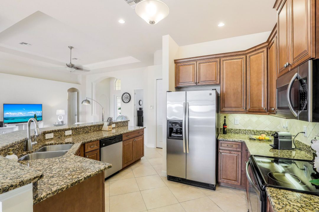 5248 SW 18th Ave, Cape Coral, FL 33914