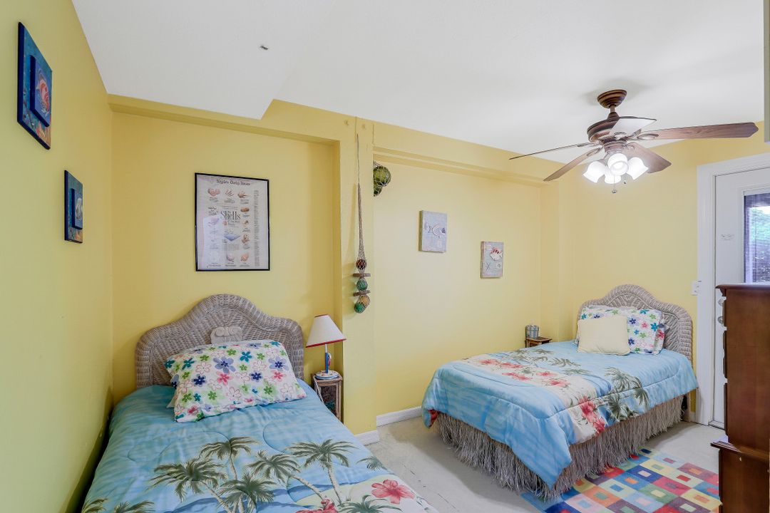 2825 Tern Ct, Saint James City, FL 33956