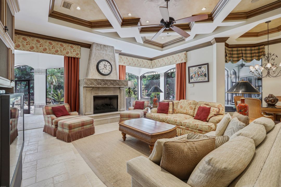 510 Anchor Rode Dr, Naples, FL 34103