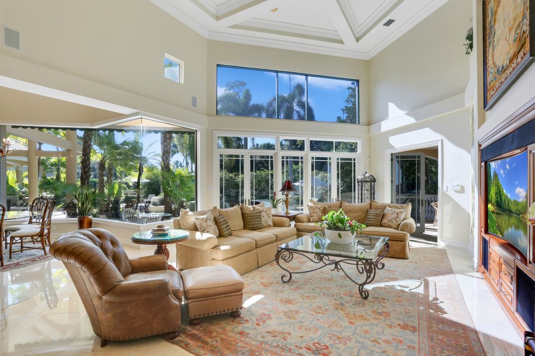 4309 Brynwood Dr, Naples, FL 34119