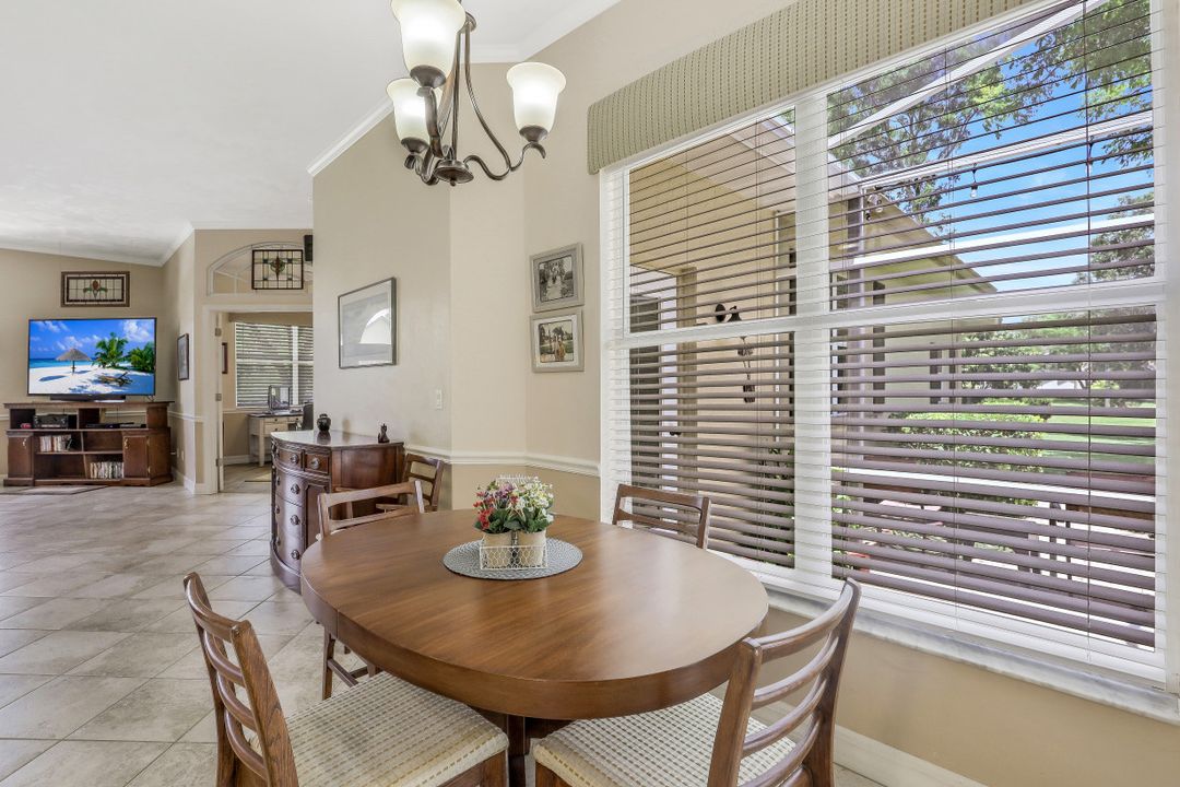 6705 Highland Pines Cir, Fort Myers, FL 33966