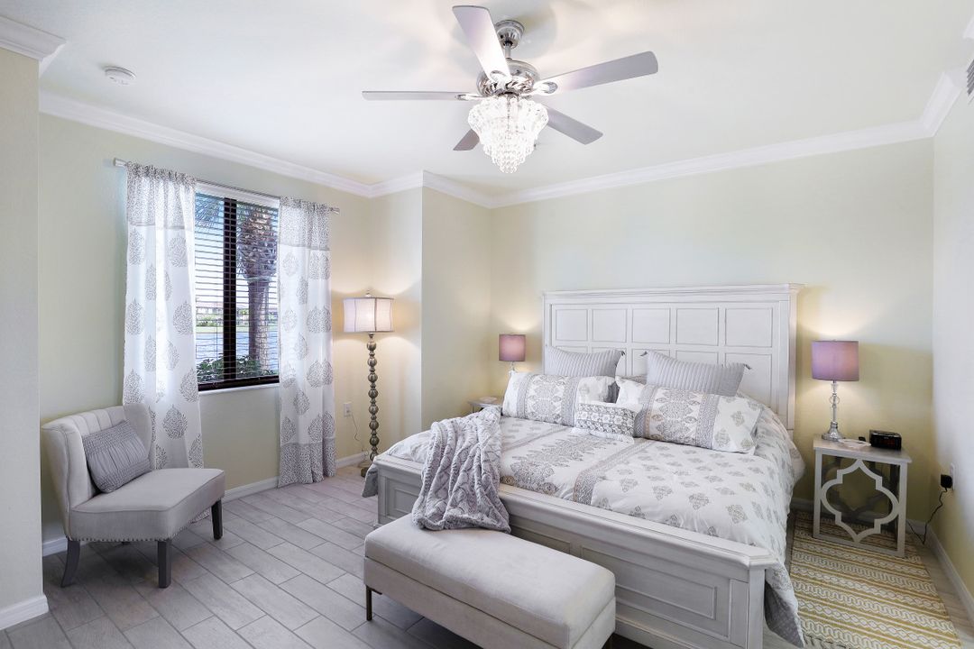 9533 Avellino Wy #2916, Naples, FL 34113