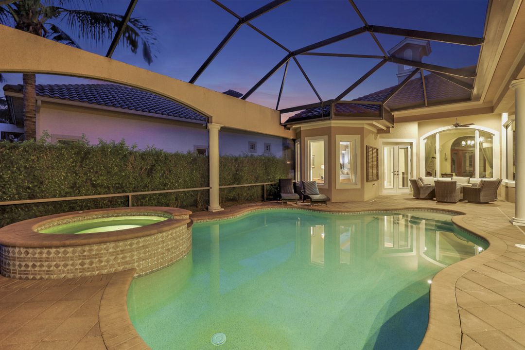 10610 Via Milano Dr, Miromar Lakes, FL 33913