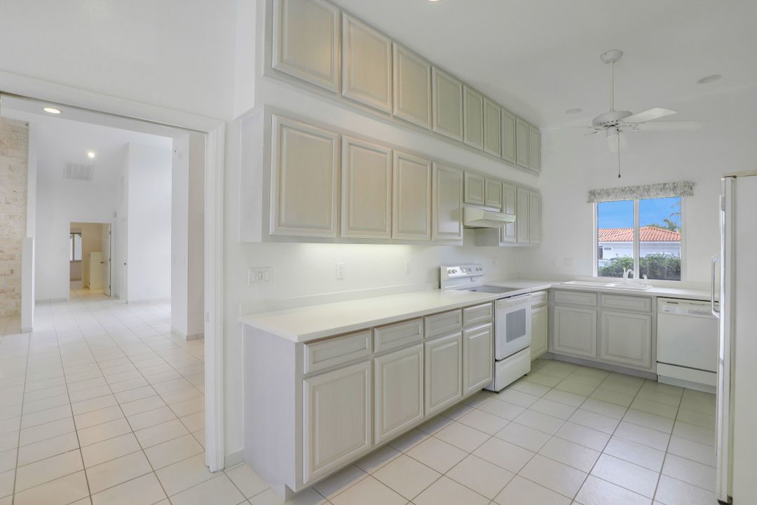 5364 Darby Ct, Cape Coral, FL 33904