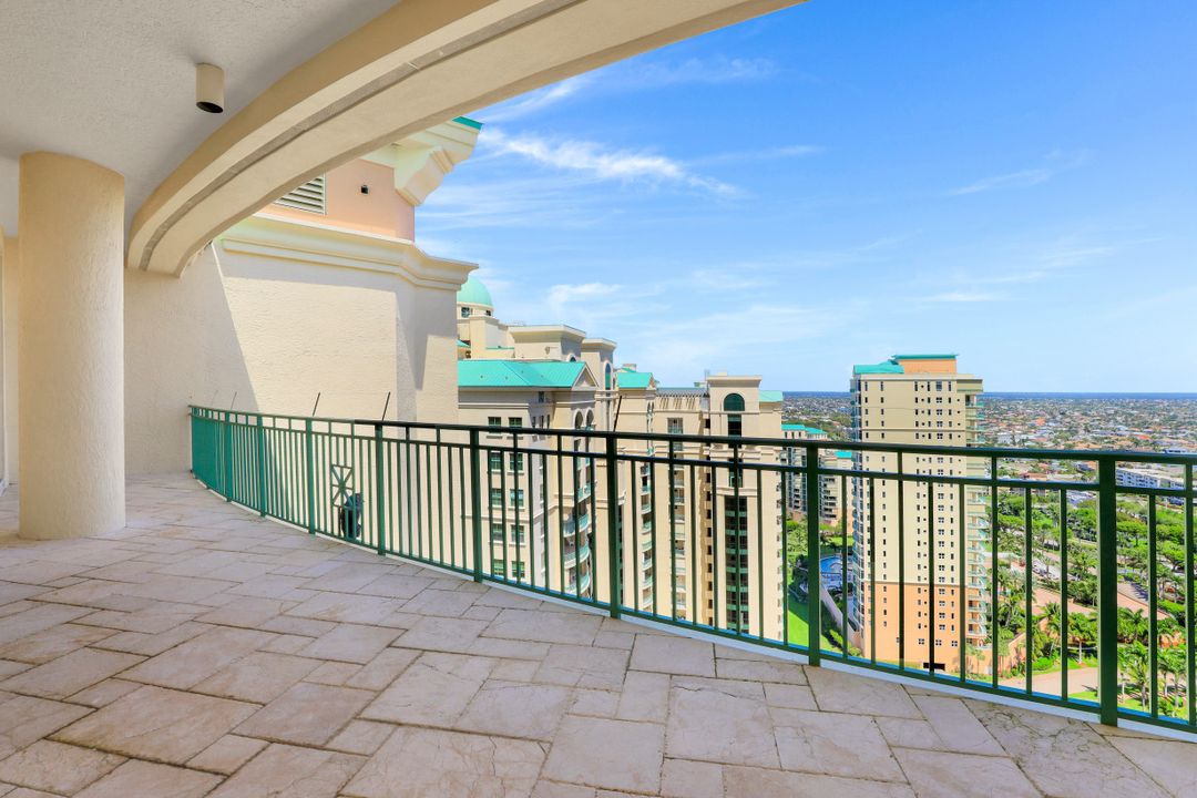 970 Cape Marco Dr, Marco Island, FL 34145