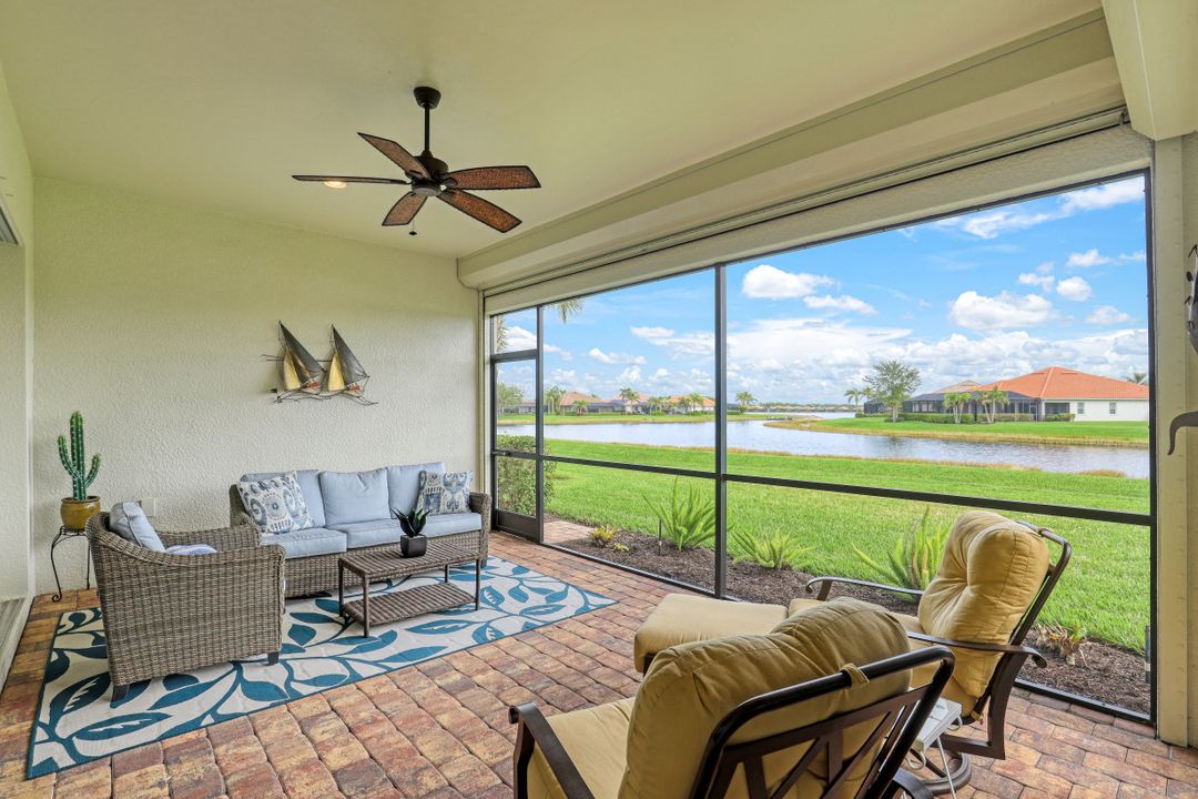 9364 Marble Stone Dr, Naples, FL 34120