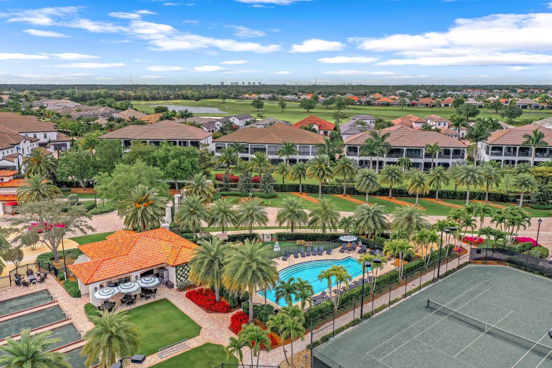 16340 Corsica Way #202, Naples, FL 34110