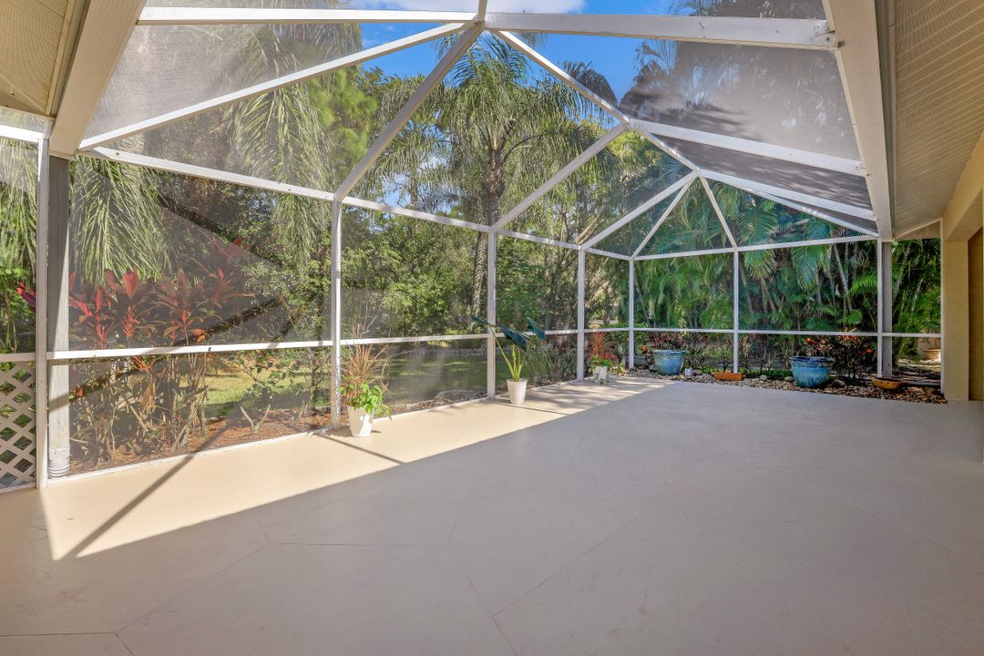 7903 Eagles Flight Ln, Fort Myers, FL 33912