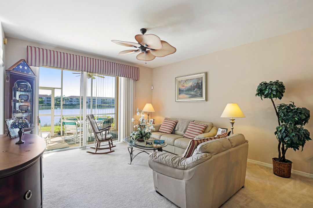 2810 Cypress Trace Cir #2116, Naples, FL 34119