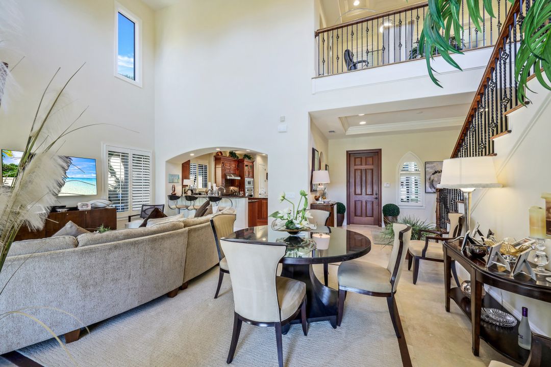 2919 Tiburon Blvd E, Naples, FL 34109