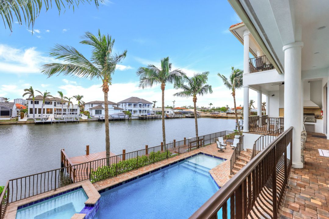 403 Seabee Ave, Naples, FL 34108