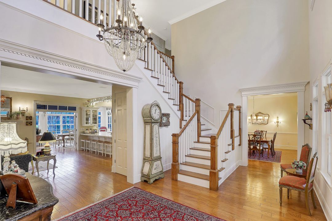 5760 Golden Oaks Ln, Naples, FL 34119