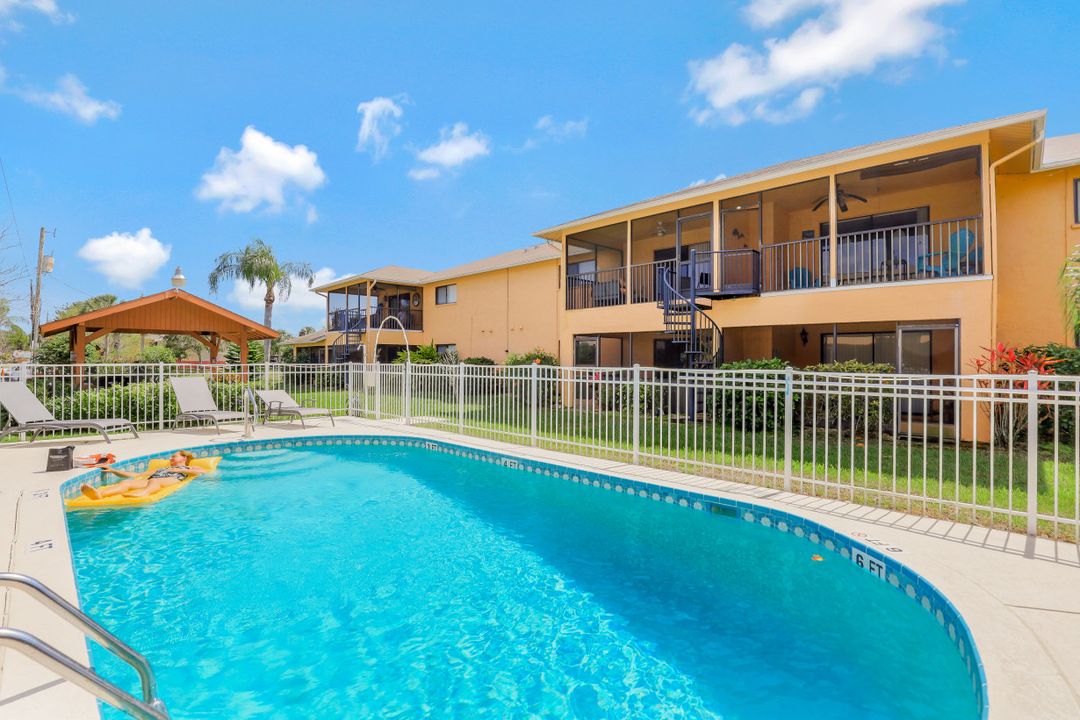 1203 SW 48th Terrace #201, Cape Coral, FL 33914