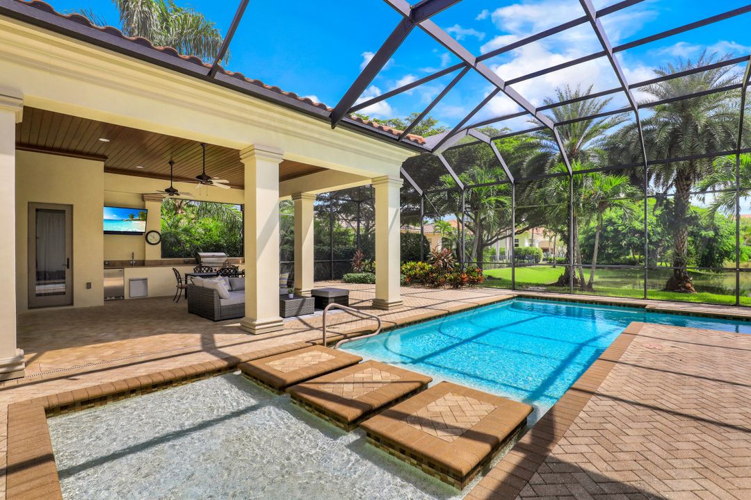 2228 Miramonte Ct, Naples, FL 34105