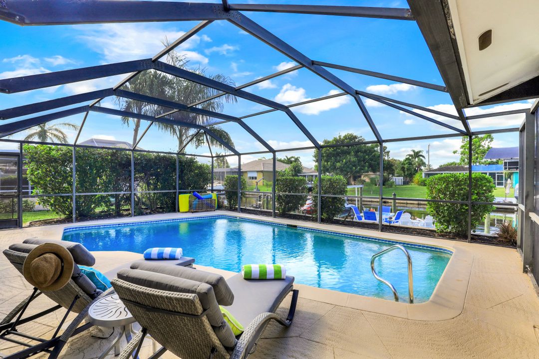 2010 SE 29th Ln, Cape Coral, FL 33904