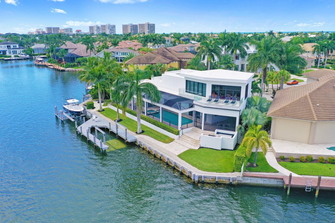 480 Parkhouse Ct, Marco Island, FL 34145