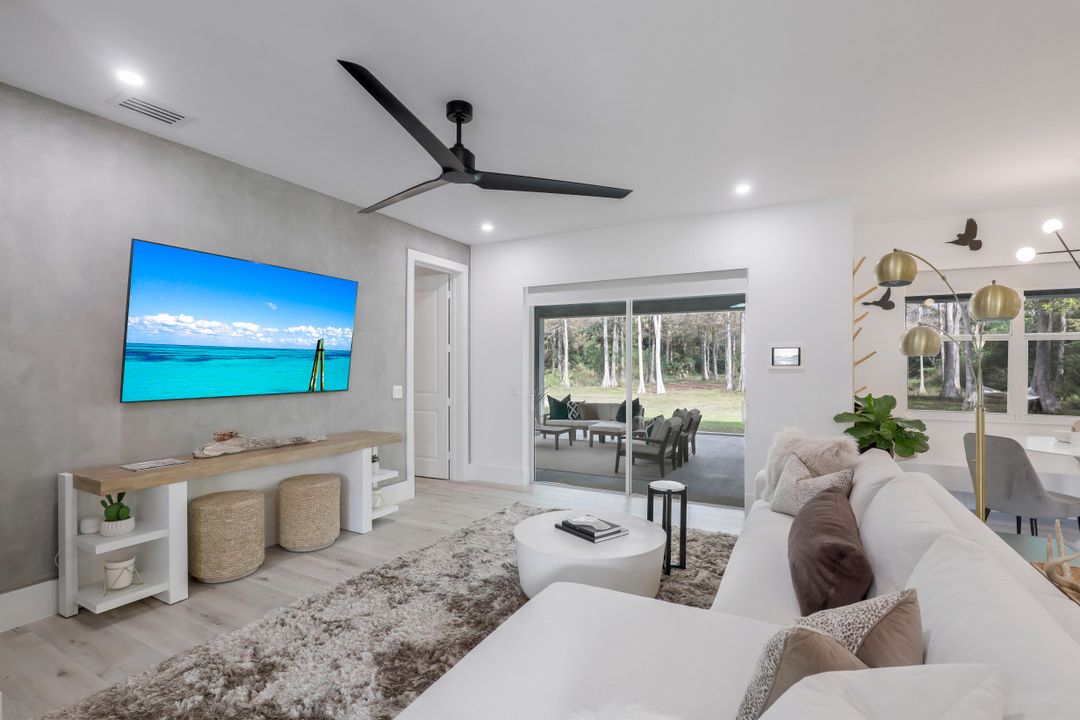 5995 Lancewood Way, Naples, FL 34116