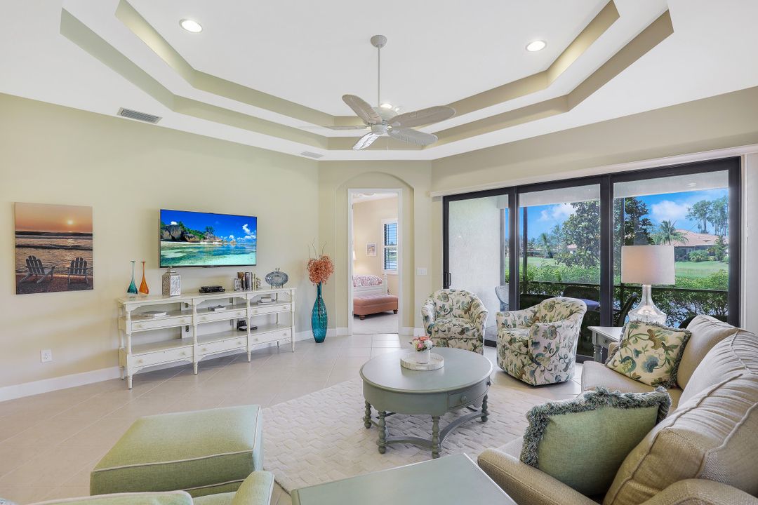 9448 Isla Bella Cir, Bonita Springs, FL 34135