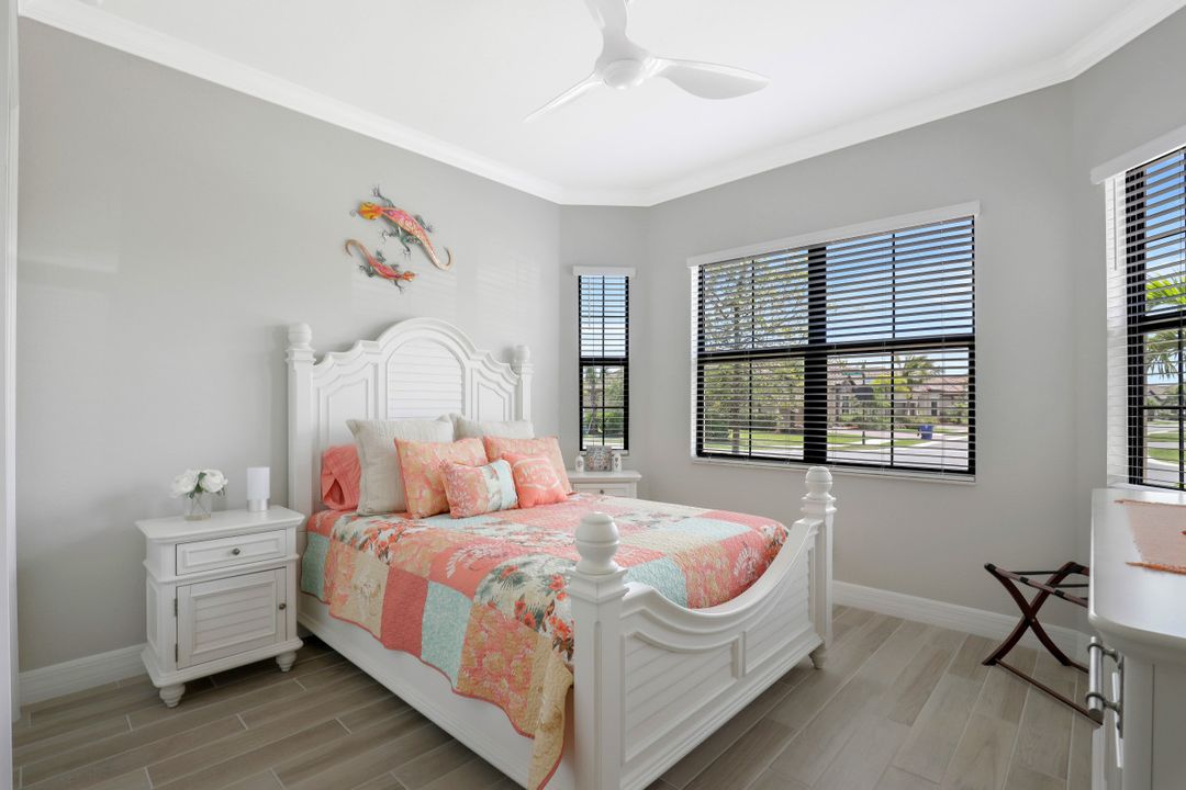 17240 Galway Run CT, Bonita Springs, FL 34135