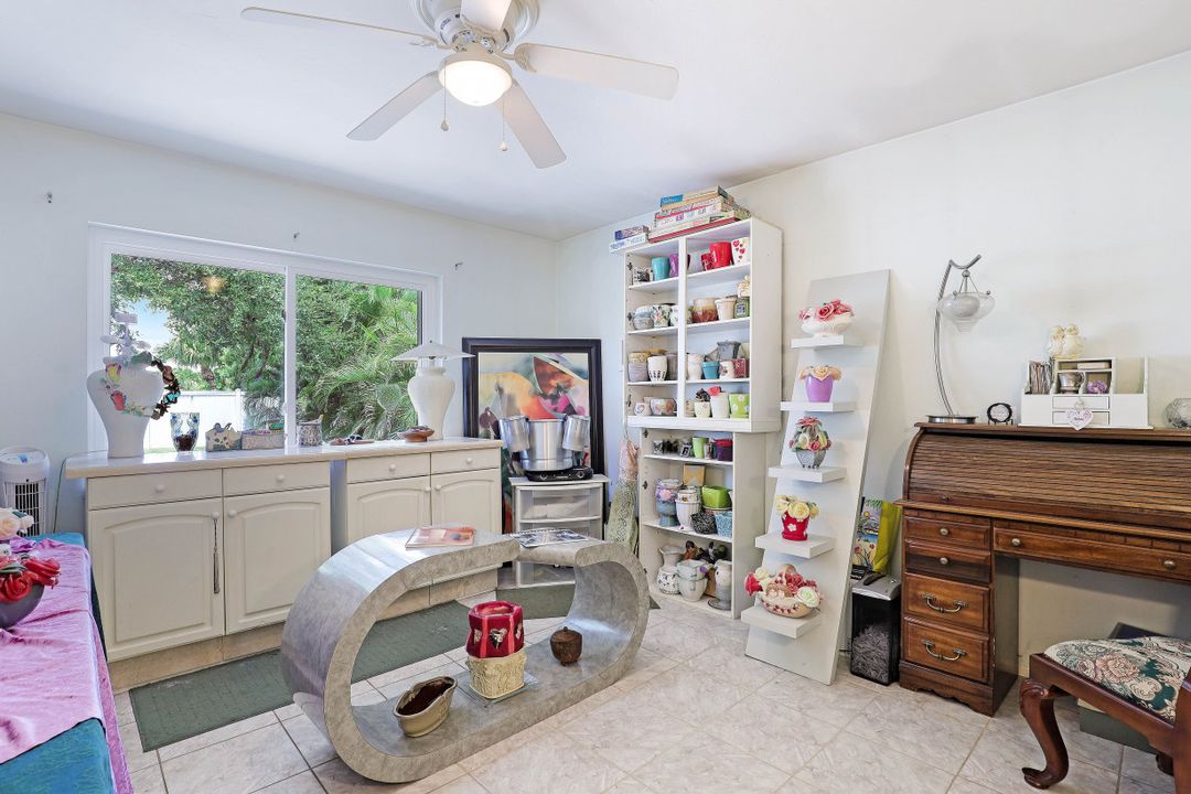 918 Santa Barbara Blvd, Cape Coral, FL 33991