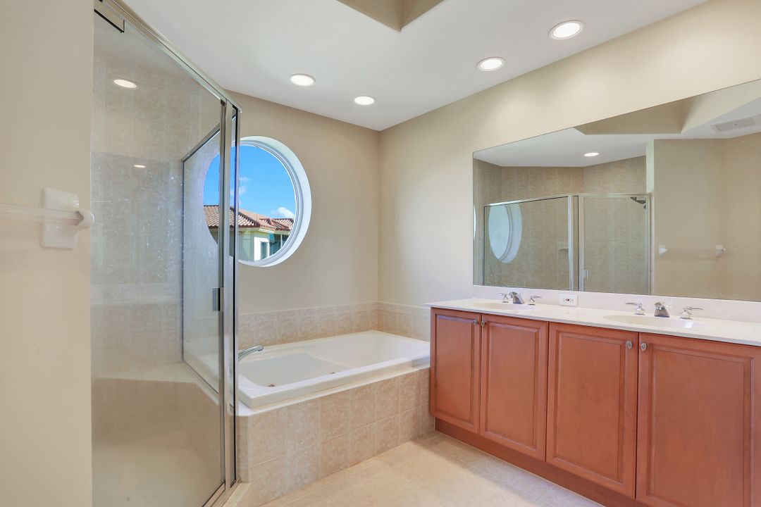 2738 Tiburon Blvd E #B-501, Naples, FL 34109
