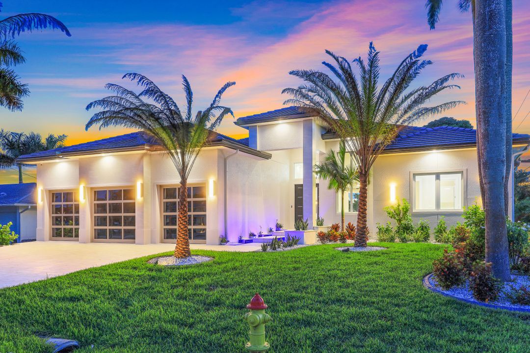 5302 Malaluka Ct, Cape Coral, FL 33904