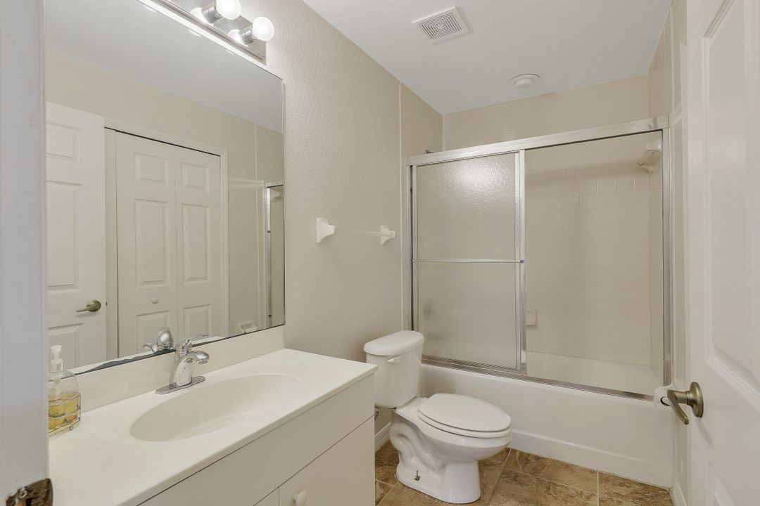 20028 Lake Vista Cir #4c, Lehigh Acres, FL 33936