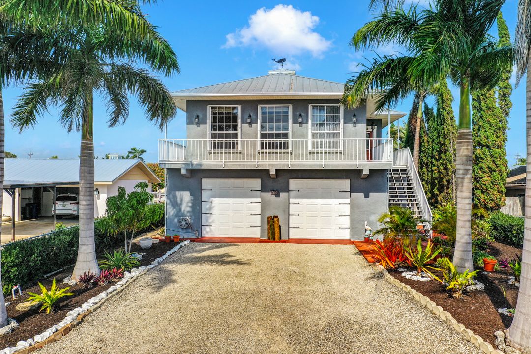 3706 Ruby Ave, Saint James City, FL 33956