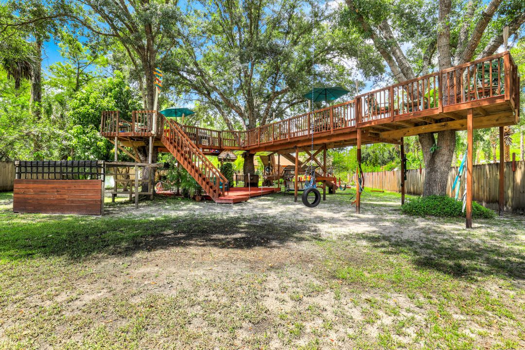 440 37th Ave NE, Naples, FL 34120