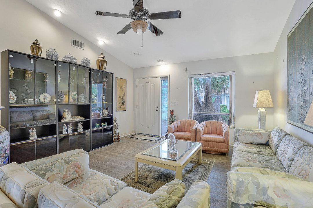 44 Algonquin Ct, Marco Island, FL 34145