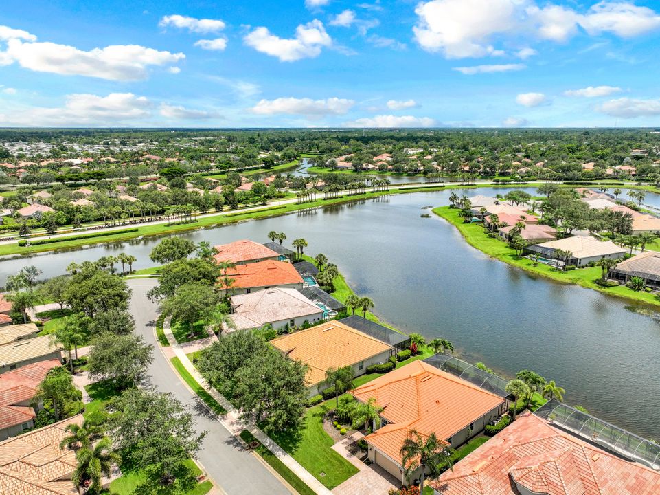 26415 Doverstone St, Bonita Springs, FL 34135