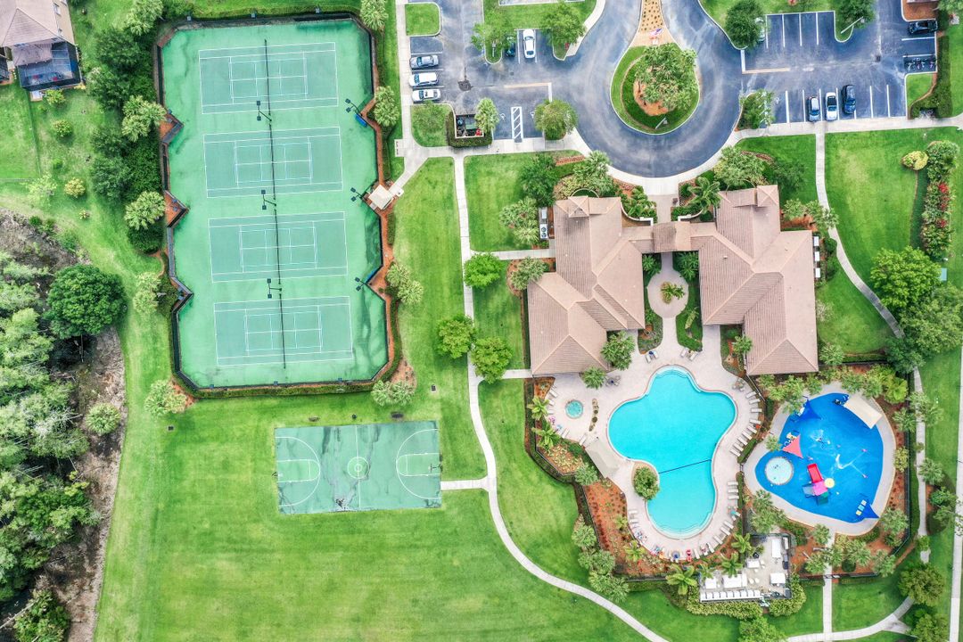 11137 Sparkleberry Dr, Fort Myers, FL 33913