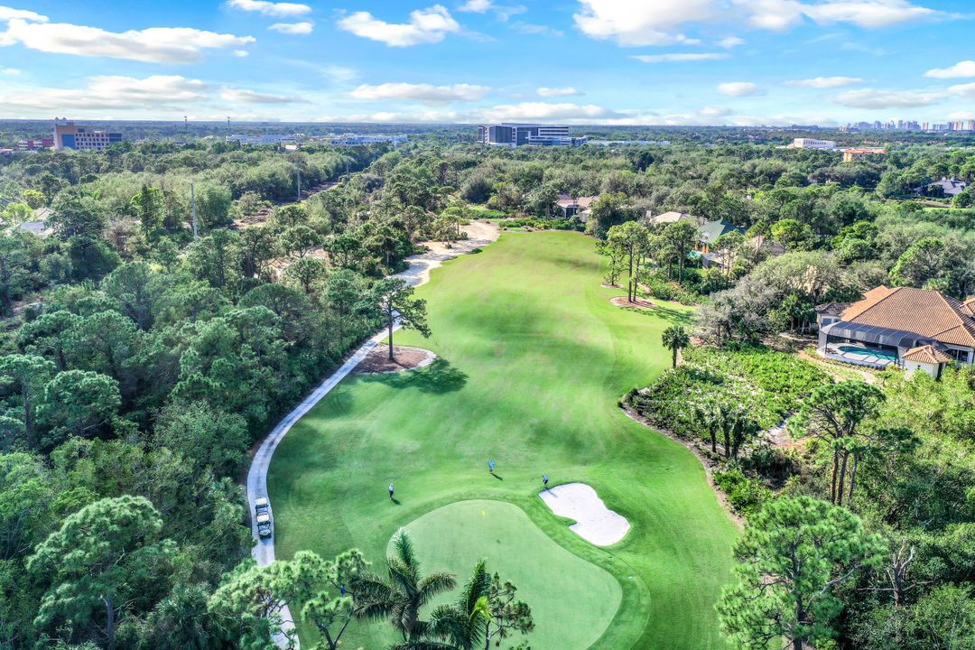 963 Barcarmil Way, Naples, FL 34110