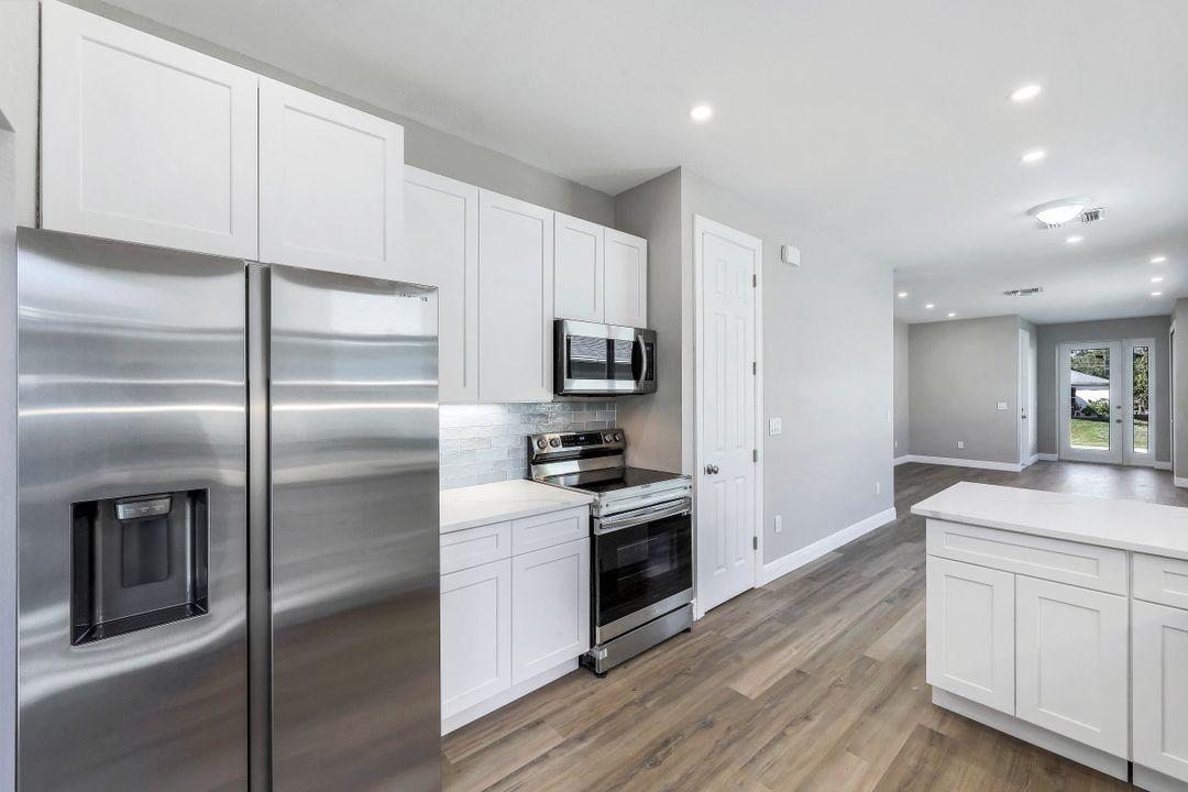 10004 Connecticut St, Bonita Springs, FL 34135