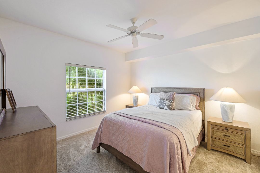 4520 Botanical Pl Cir #203, Naples, FL 34112