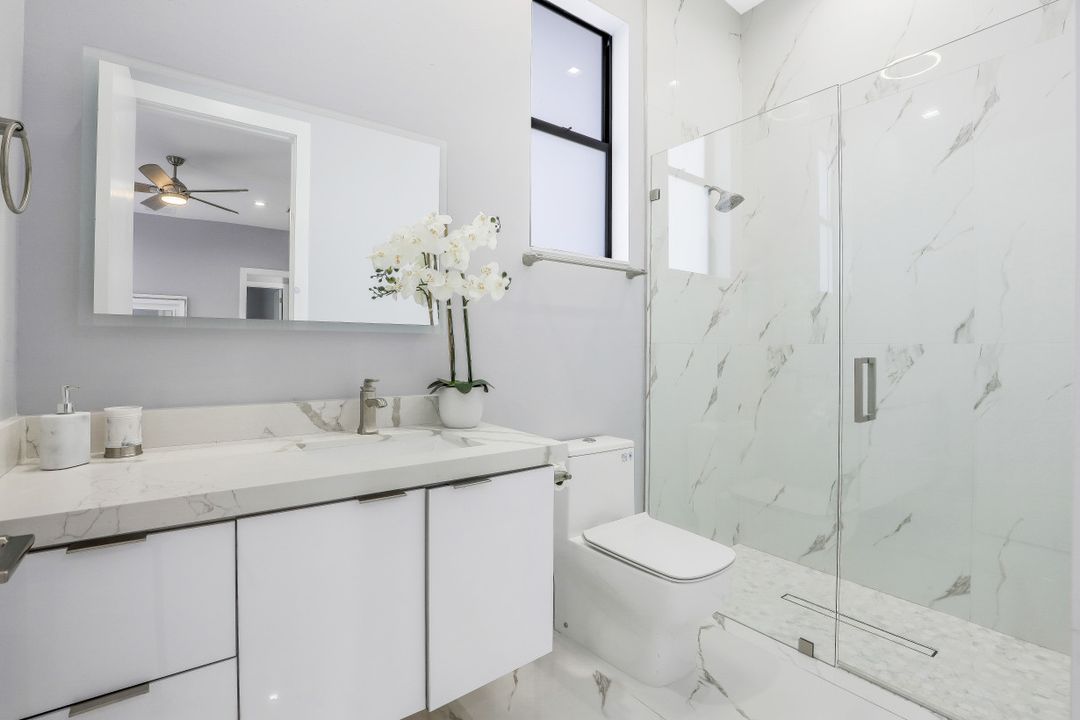 1903 Everest Pkwy, Cape Coral, FL 33904