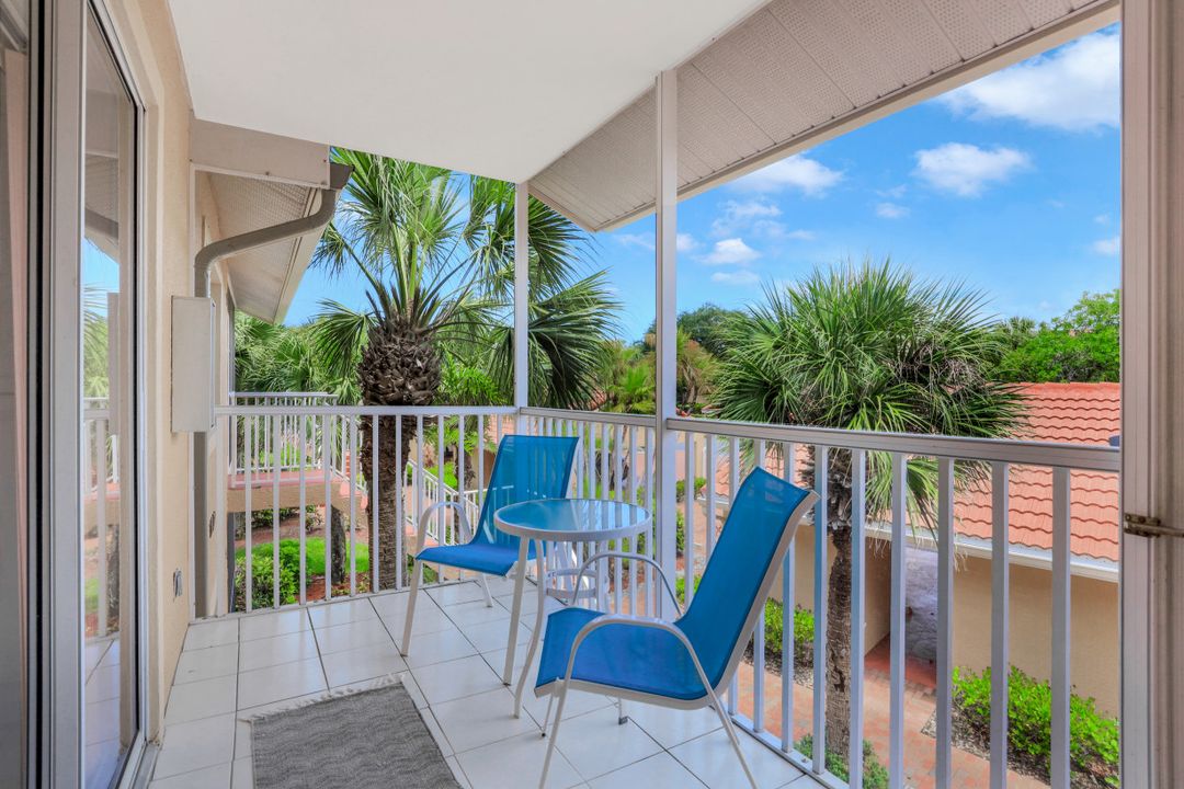 1650 Windy Pines Dr #8, Naples, FL 34112