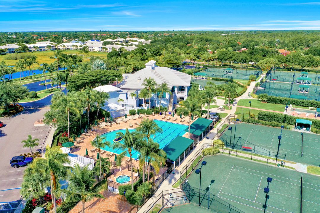 1744 Sanctuary Pointe Ct, Naples, FL 34110