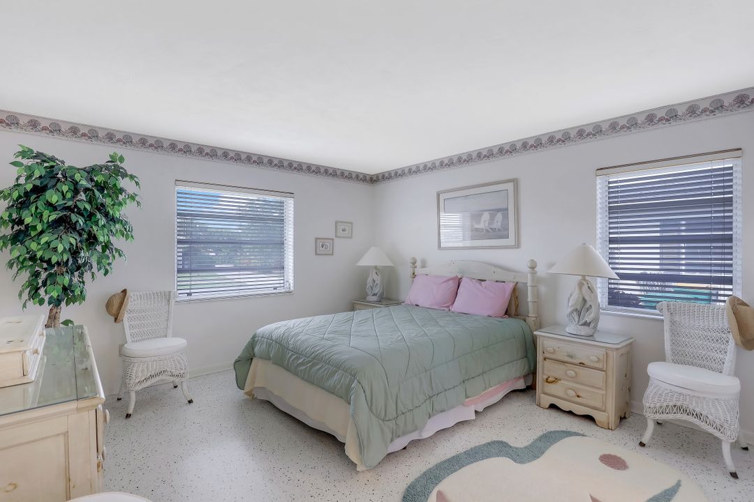 1211 Mulberry Ct, Marco Island, FL 34145