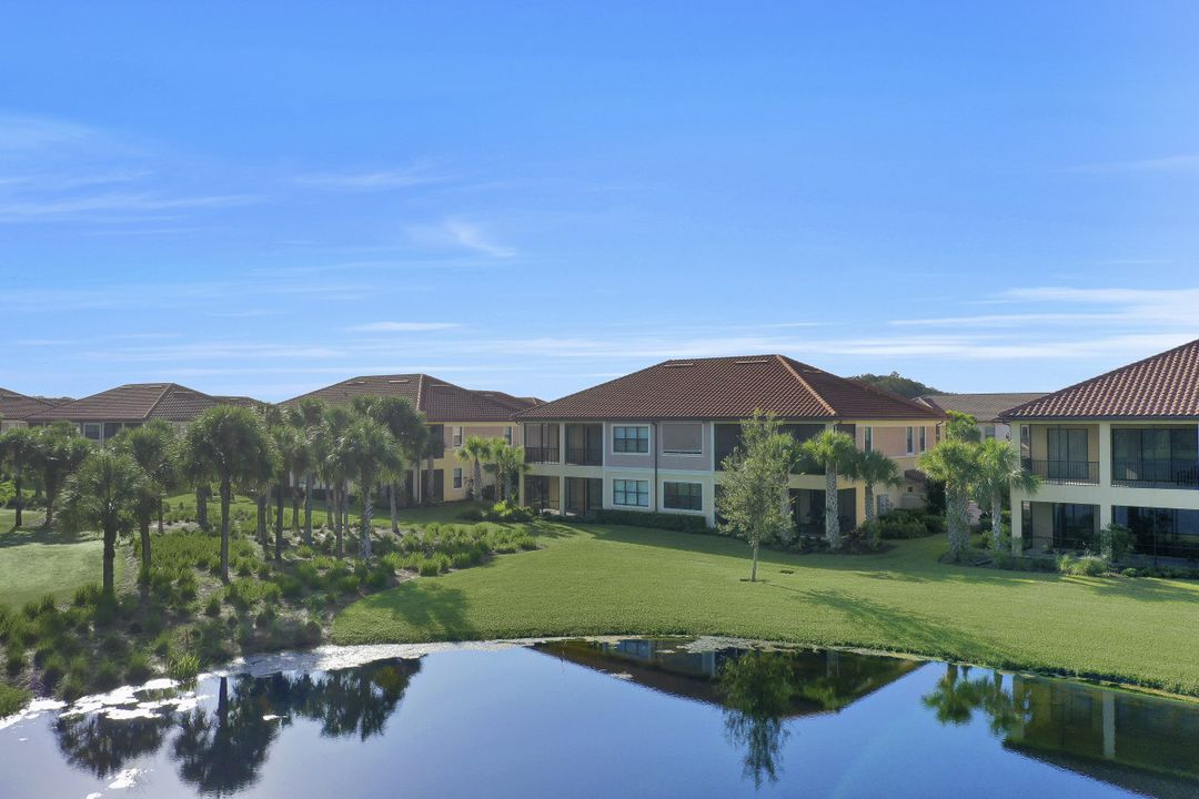 12041 Covent Garden Ct #2204, Naples, FL 34120