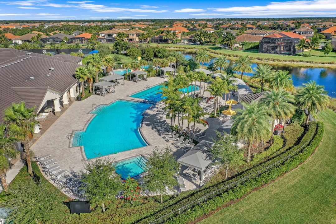 4228 Amelia Wy, Naples, FL 34119