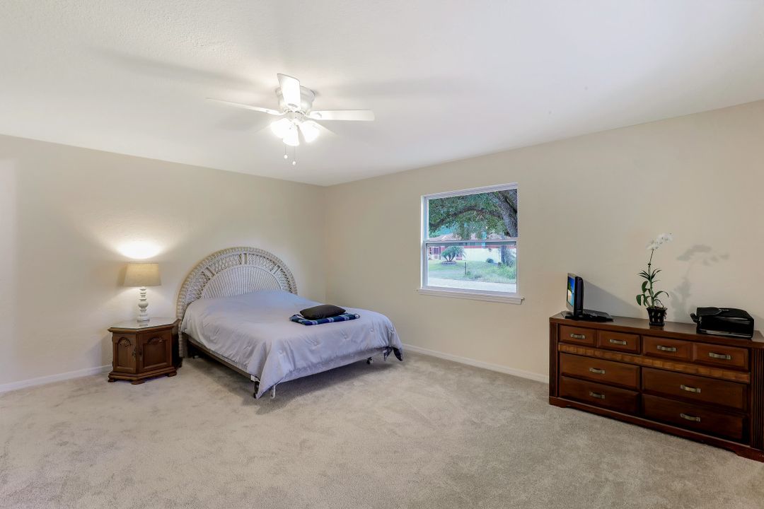 907 Maddock St E, Lehigh Acres, FL 33974