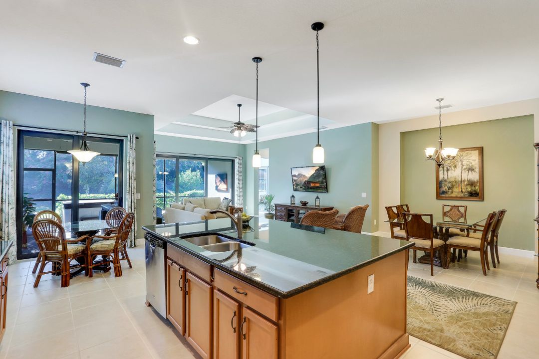 9037 Isla Bella Cir, Bonita Springs, FL 34135